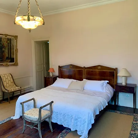 Chateau De Bellefontaine Alojamento de Acomodação e Pequeno-almoço Flagy (Seine-et-Marne)