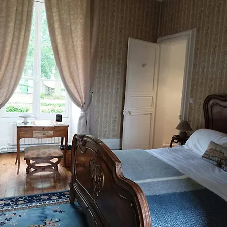 Chateau De Bellefontaine Oda ve Kahvaltı *