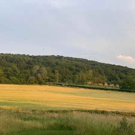 Chateau De Bellefontaine 3*