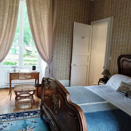 Chateau De Bellefontaine Bed & Breakfast
